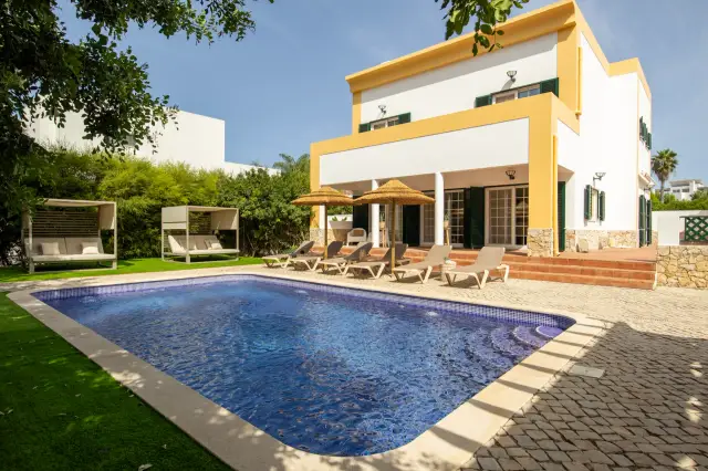 Villa Perogil