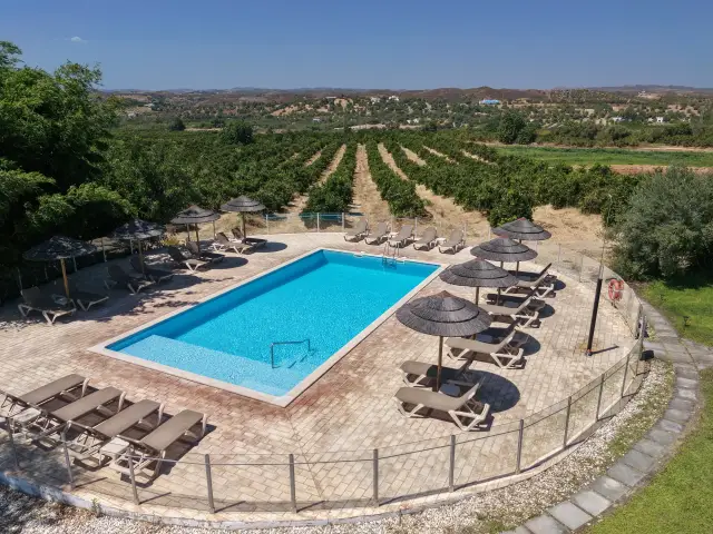 Quinta da Capelinha — pool, aerial view