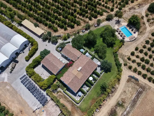 Quinta da Capelinha — aerial view, garden